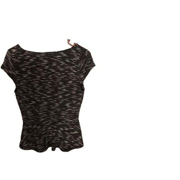 Anthropologie Postage Stamp Black And White Top With Vneck.  Size Small. B1 - Picture 2 of 4